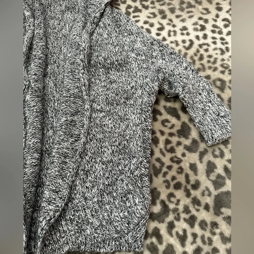 Old Navy Cocoon Sweater in Charcoal Gray Size Medium Large